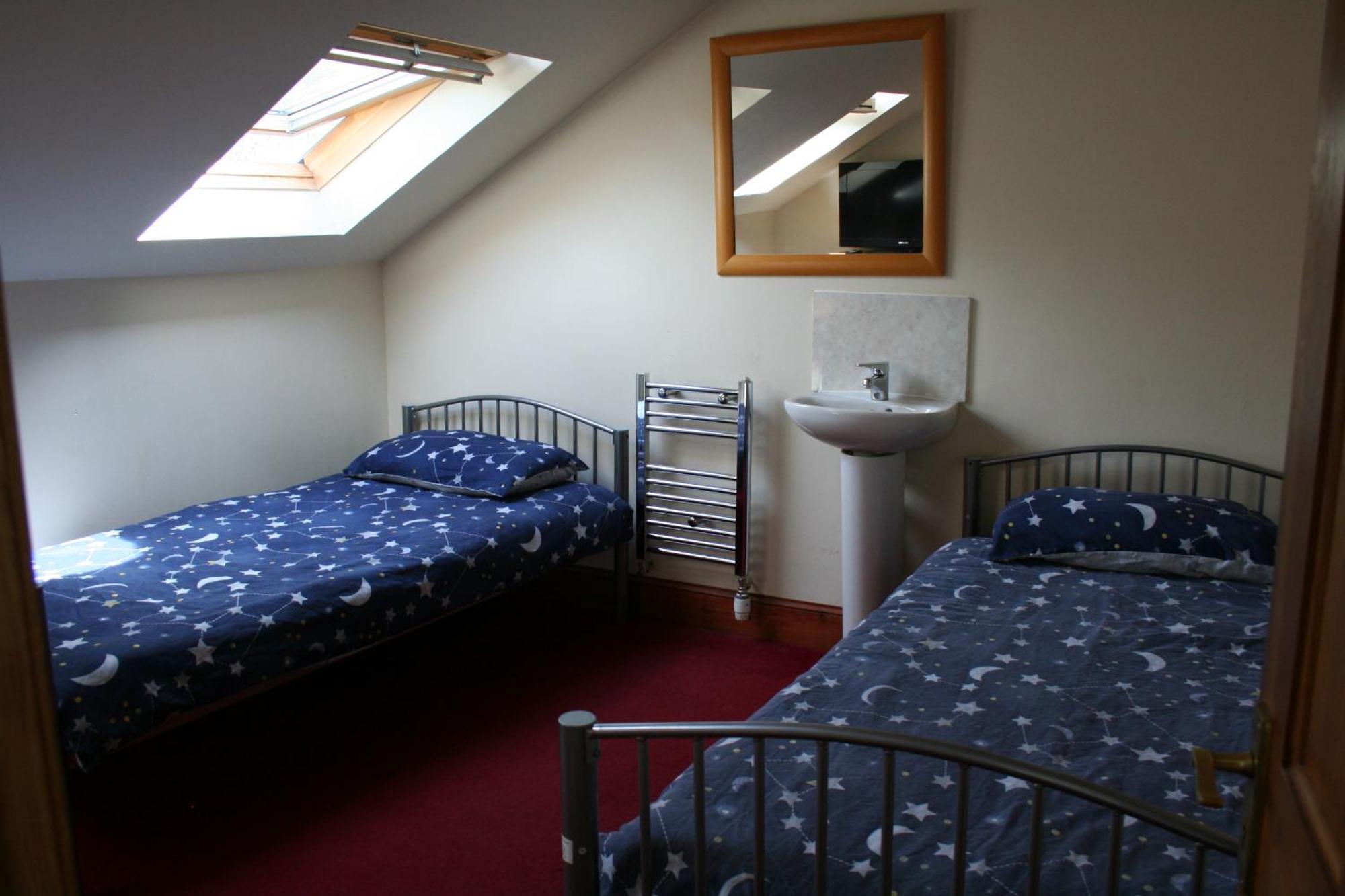 Хостел Argyle Backpackers Эдинбург Экстерьер фото